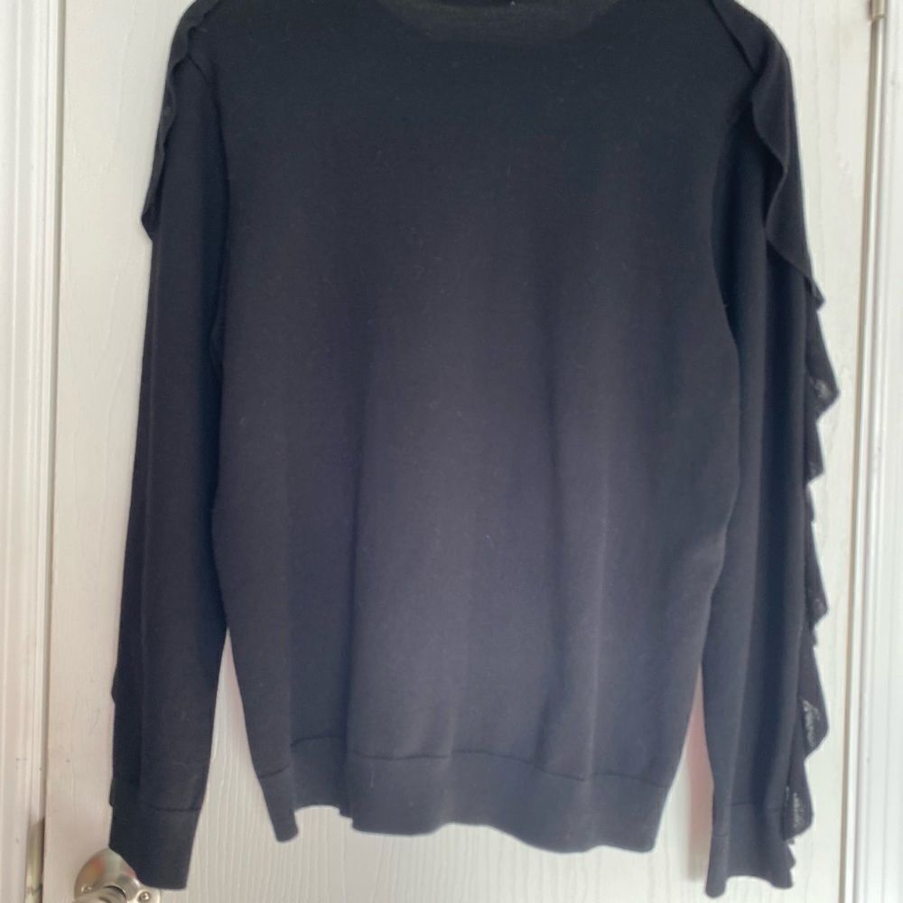 Calvin Klein Sweater - Picture 2 of 4